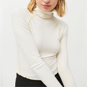 Urban Outfitters Out From Under Cream Turtleneck Lettuce Trim Sweater Size Small